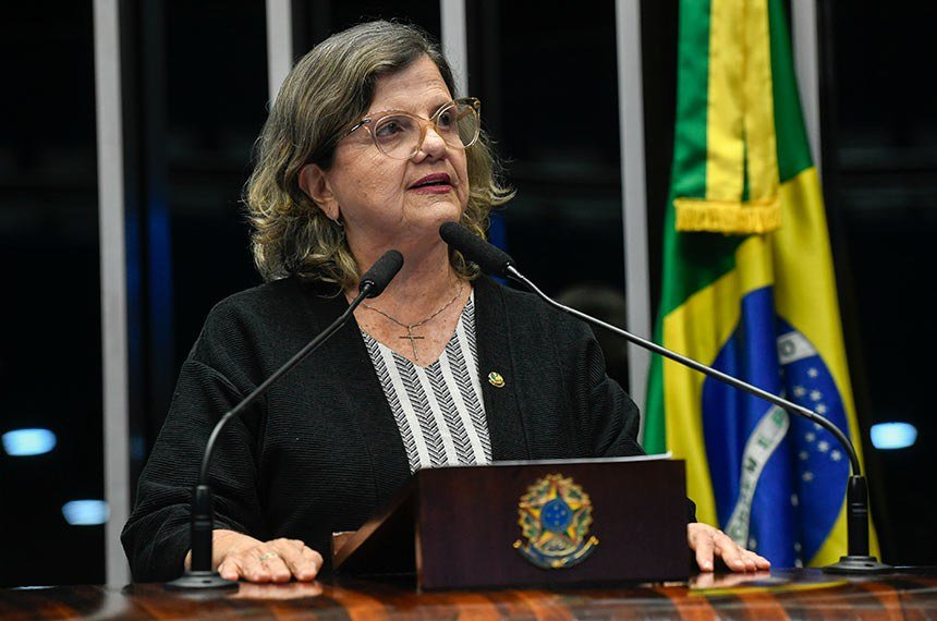 TERESA LEITÃO REBATE FLÁVIO BOLSONARO APÓS CARTA SOBRE ELEIÇÕES: “FUGIU, ASSUMA QUE FUGIU”